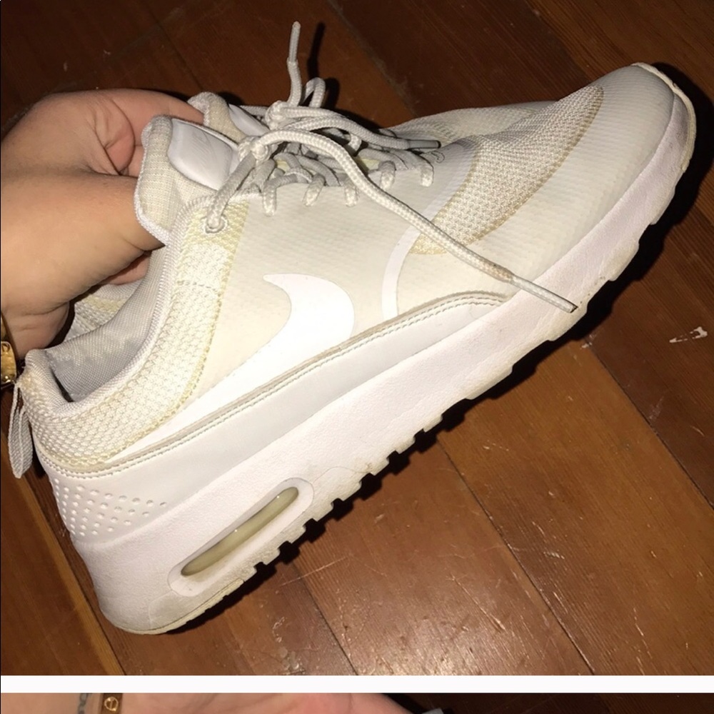 Sneaks